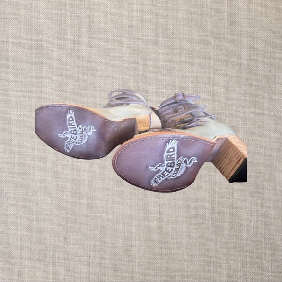 FreeBird boots Never worn - size 6. Bond style! - Picture 7 of 10